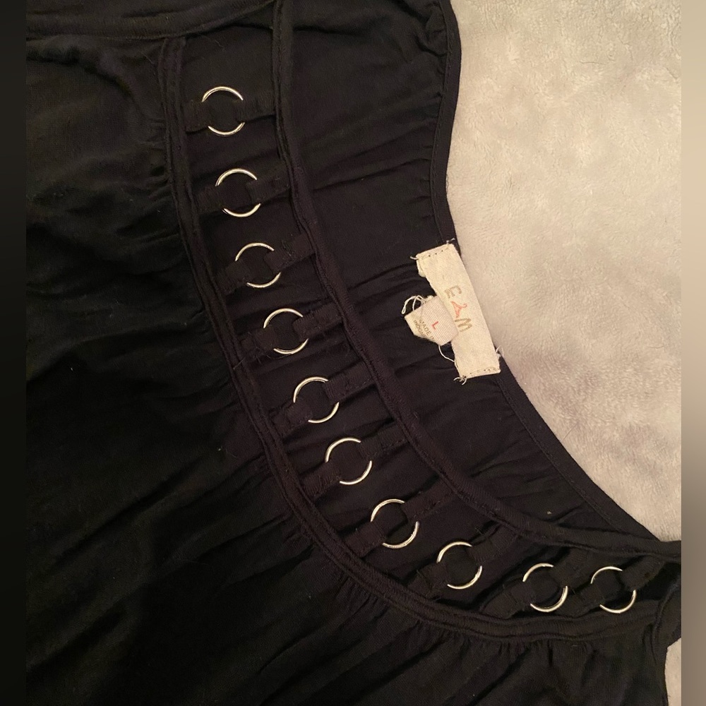 Flowy Crip Top - Picture 3 of 5